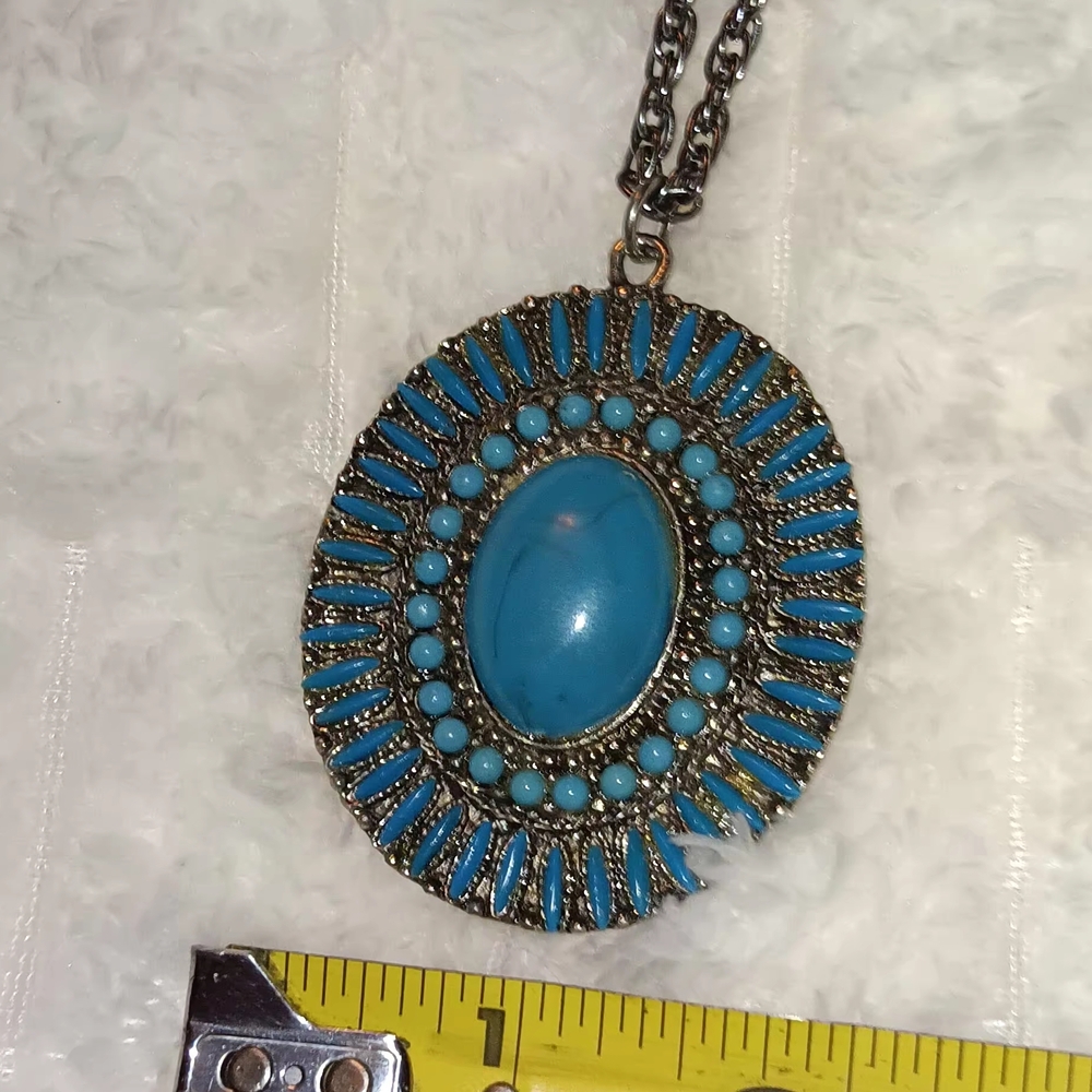 Turquoise Pendant Necklace